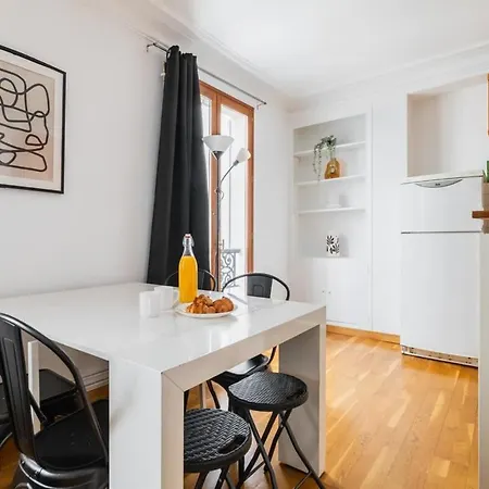 Appartement 85m2 De Confort 17 - Charme Parisien 6p - Flat-guest *